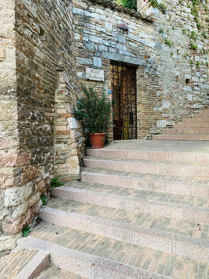 Hotel La Fortezza أسيسي المظهر الخارجي الصورة