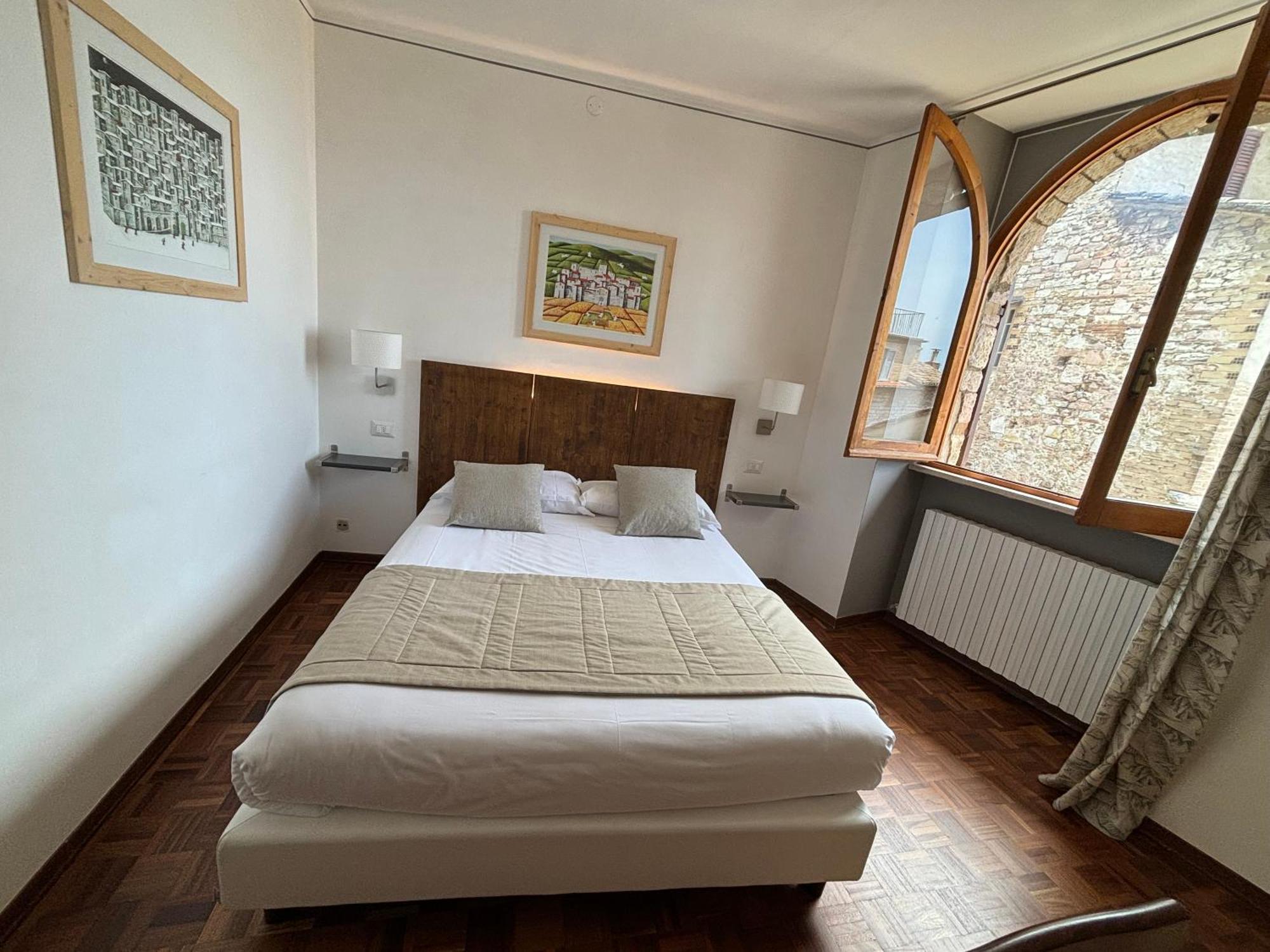 Hotel La Fortezza أسيسي المظهر الخارجي الصورة