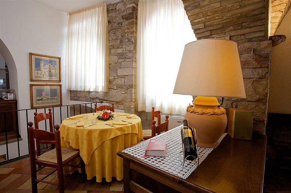 Hotel La Fortezza أسيسي المظهر الخارجي الصورة